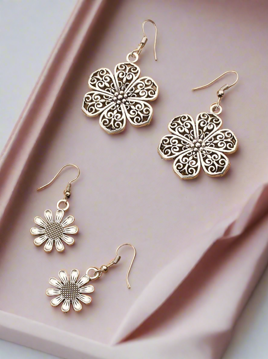 Set Of 2 Silver Plated Floral Shaped Drop Earrings