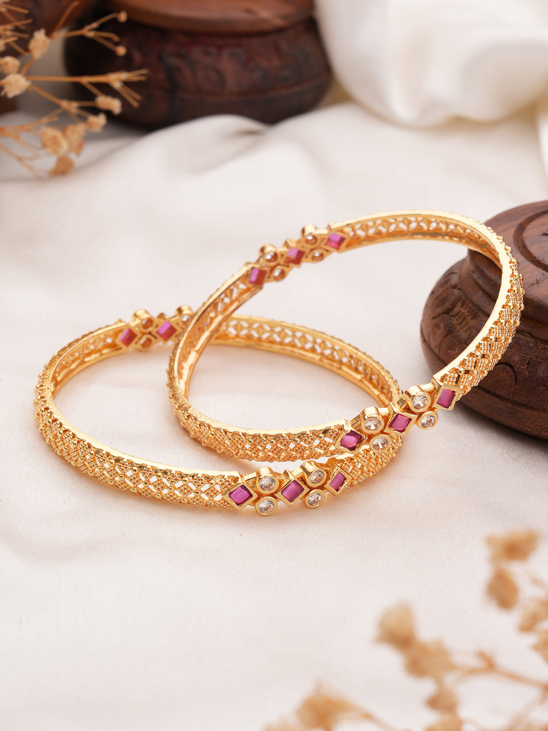 Set of 2 18K Gold Plated Ruby Studded Geru Polish Traditional Bangles