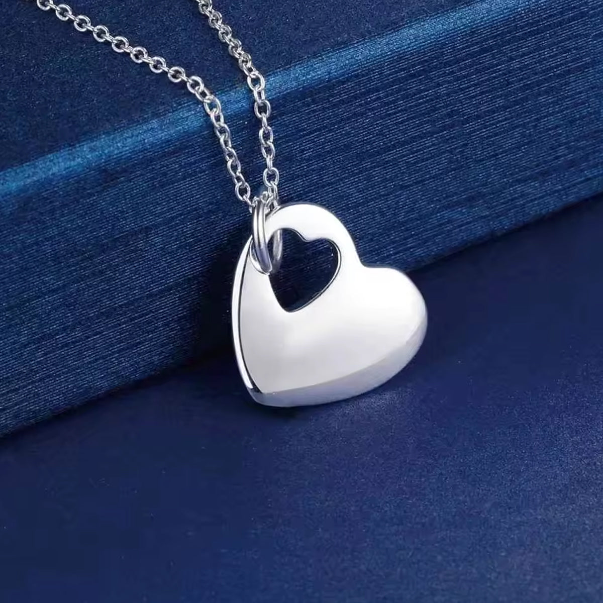 Jazz And Sizzle Sterling Temperament Soft Heart Zircon Pendant