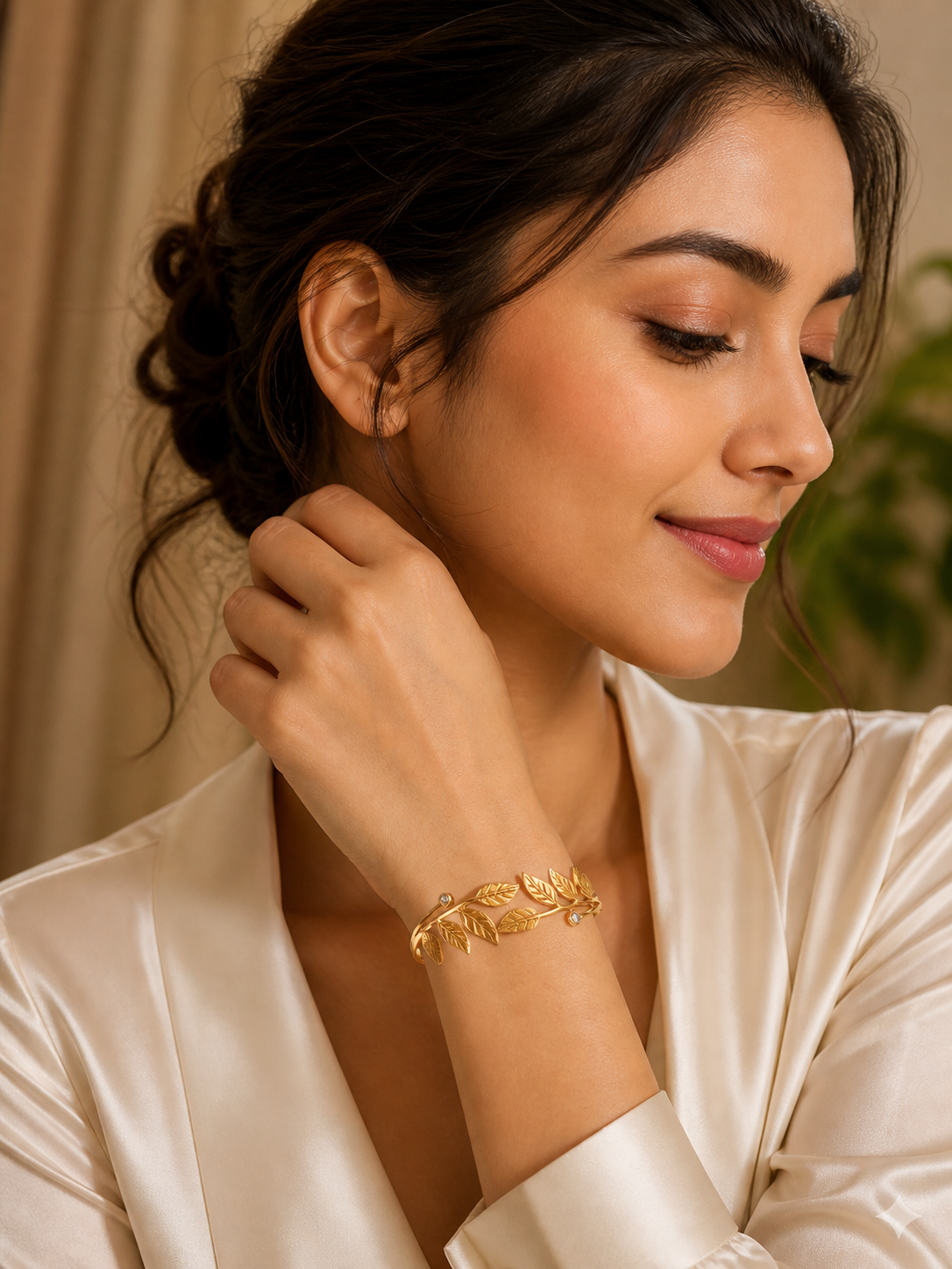 Golden Leaf Embrace Bracelet