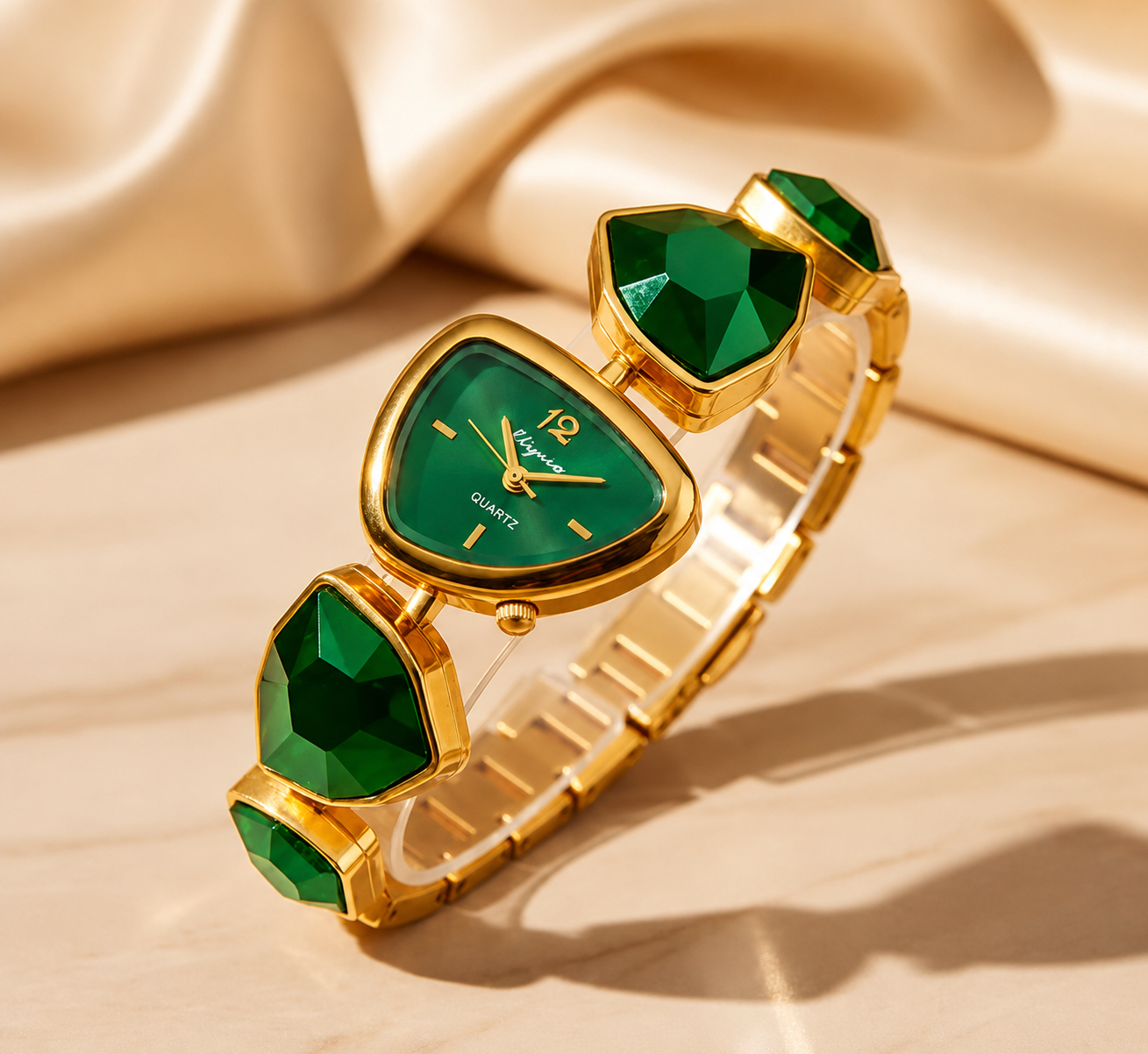 Triangle Dial Faceted Imitation Diamonds Emerald Decorated Link Watch Bracelet