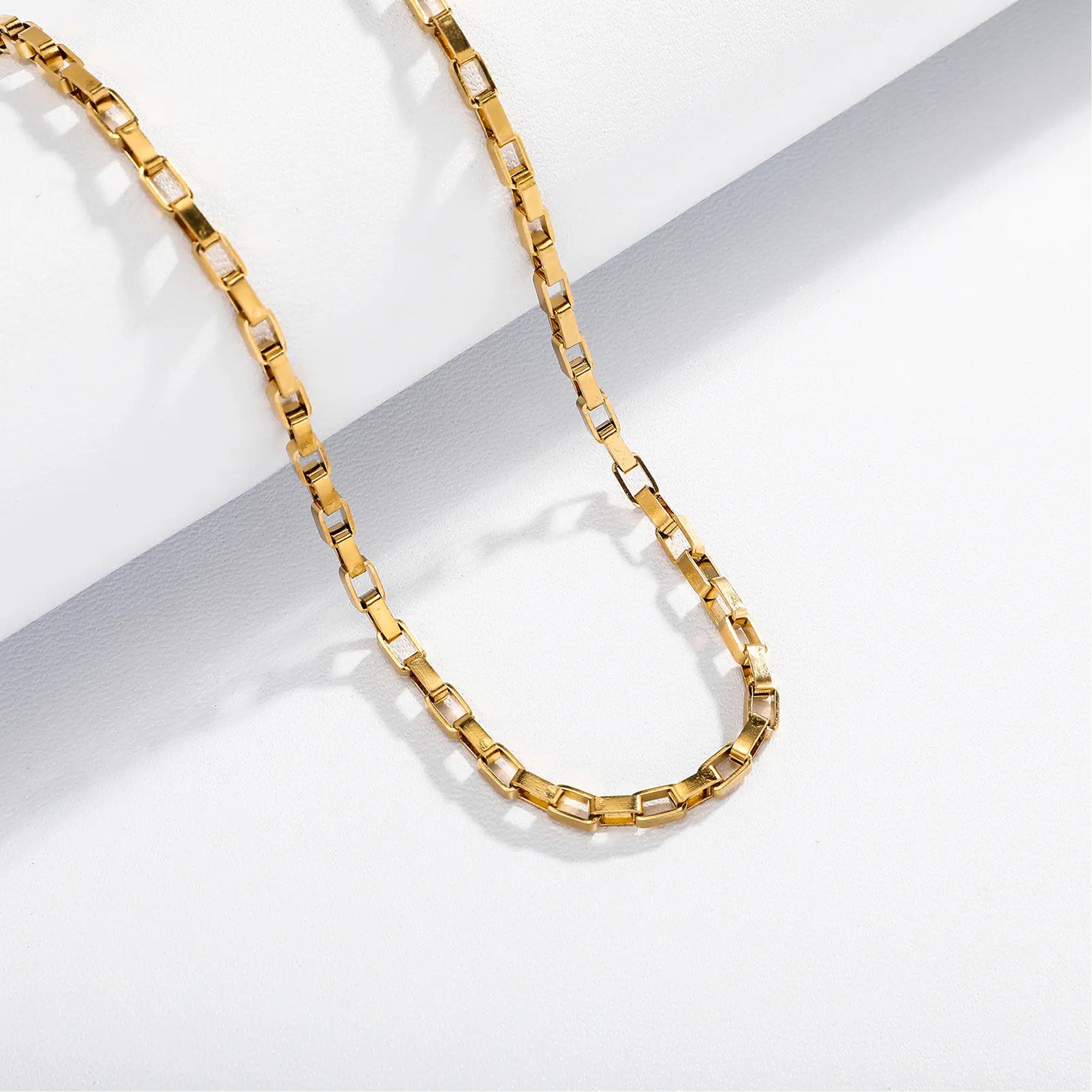 DAICY 18kgp Chain Necklace Box Chain Brief Necklace for Men Niche Design Box