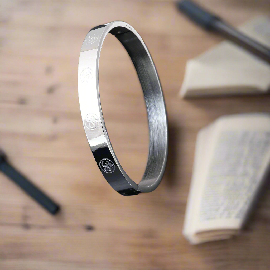 Jazz and Sizzle Men Temple Silver-Plated Kada Bracelet