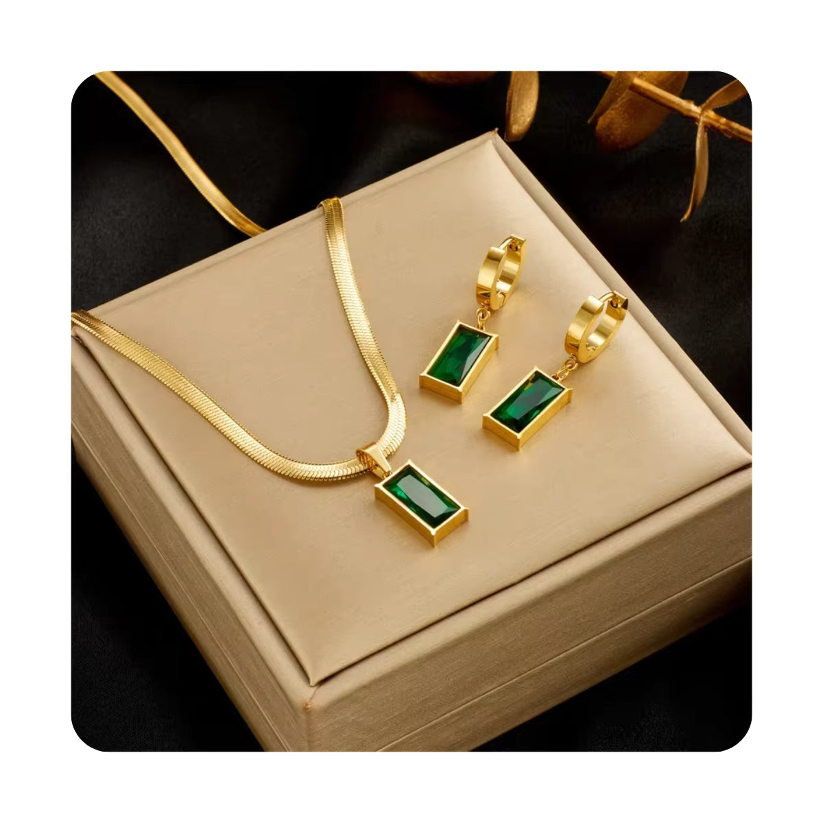 Fashion Jewelry Waterproof Minimalist Green Zirconia Pendant Snake Chain Necklace and Earrings