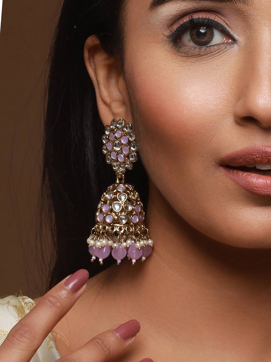 gold-plated-purple-beaded-white-kundan-studed-jhumka-earrings