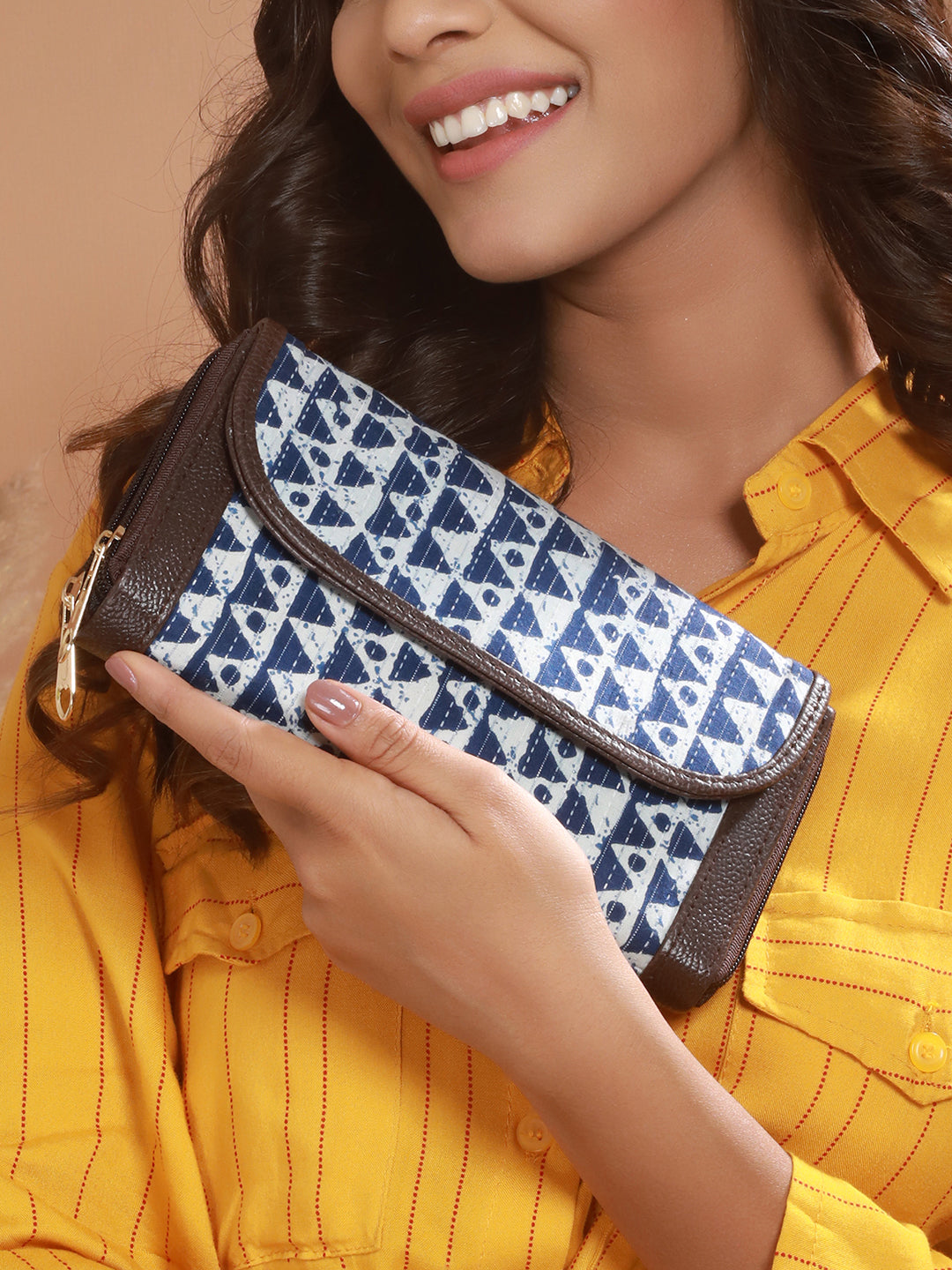 Women Abstract-Printed Wallets - Jazzandsizzle