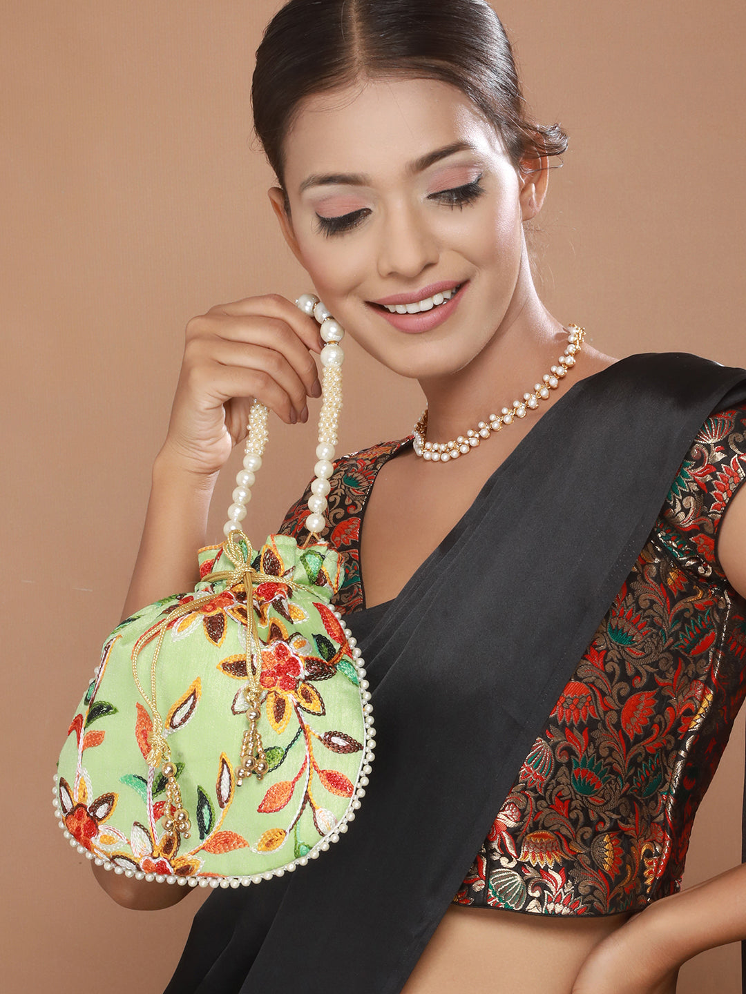 Embroidered Potli Clutch - Jazzandsizzle
