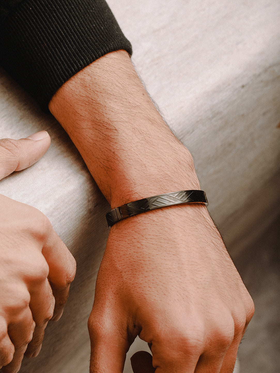 Men'S Men Black Stainless Steel Triangle Print Kada Bracelet