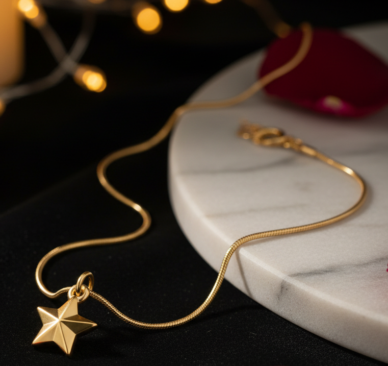 Jazz And Sizzle 18 k Gold Plated Star Minimal Shaped Pendent Chain