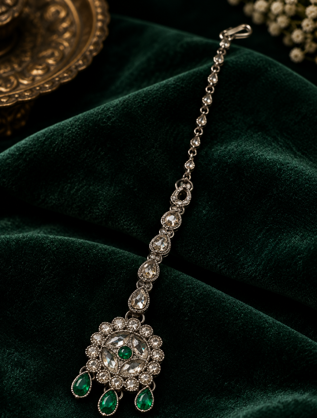 Silver Plated & Green American Diamon Studded Round Shaped MaangTika