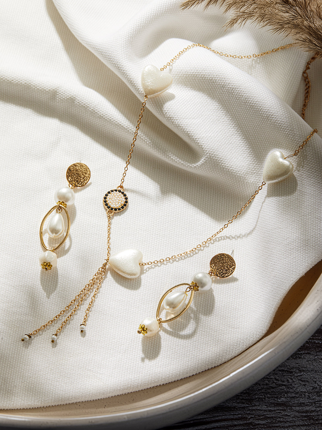 Jazz and Sizzle Gold-Plated Pearls Beaded Jewellery Set