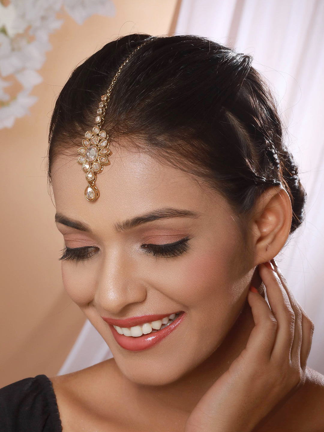 22K Gold-Plated White Kundan Studded Handcrafted Maangtikka - Jazzandsizzle