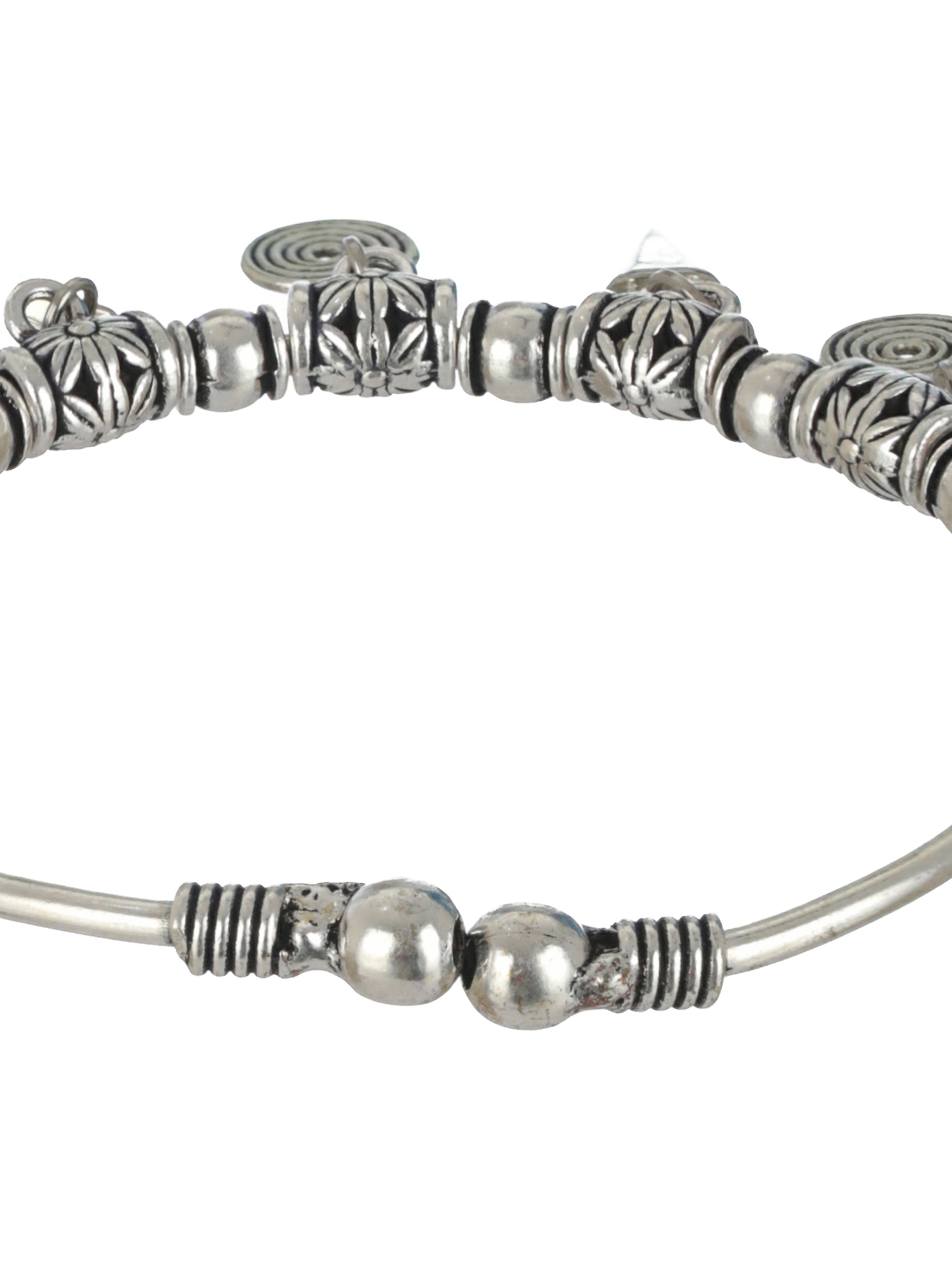 Women Oxidised Silver-Toned & Oxidised Tribal Brass Circular & Diamond Shaped Charm Bracelet - Jazzandsizzle