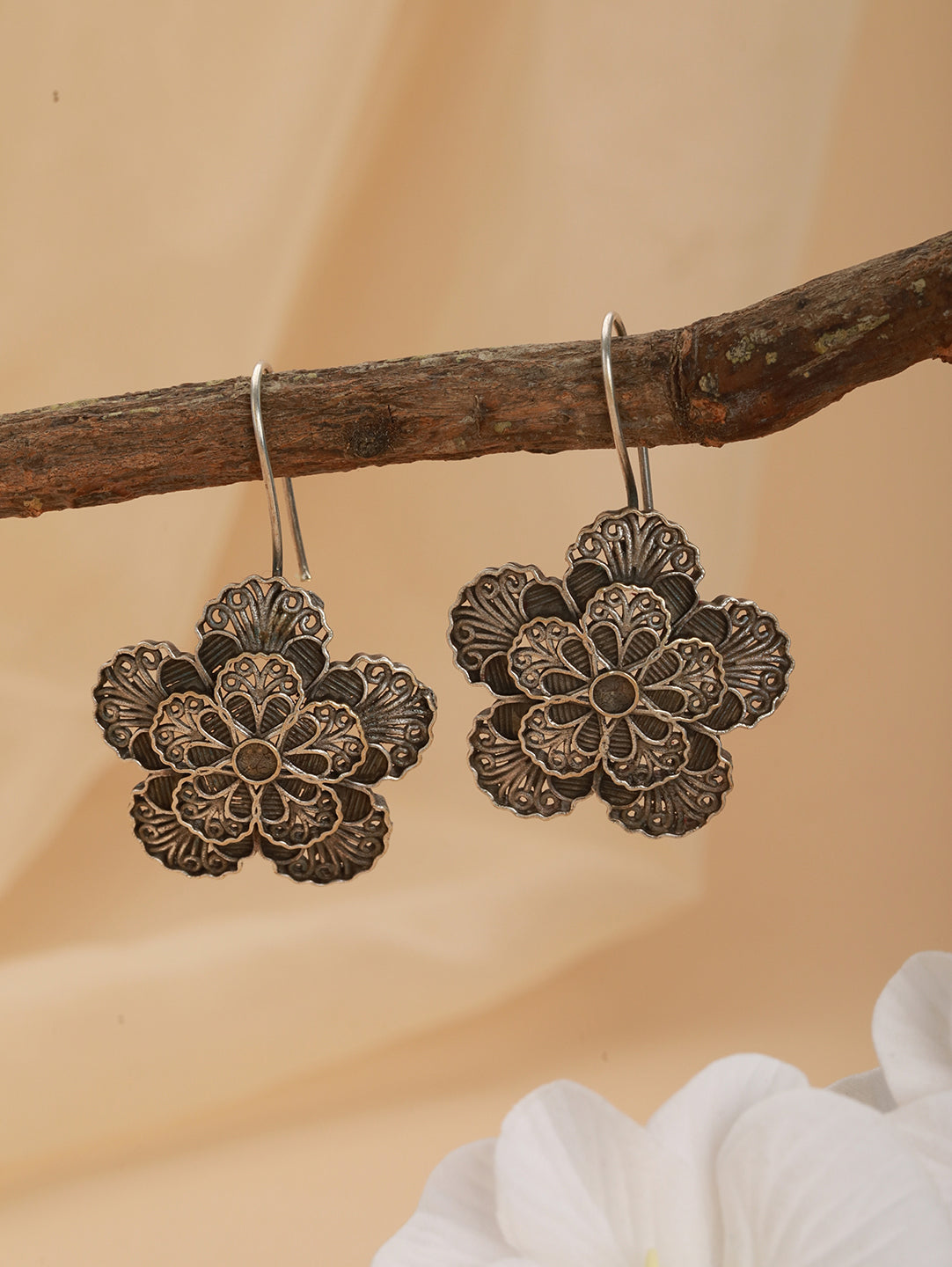 Silver Plated Floral Shaped Classic Drop Earrings - Jazzandsizzle