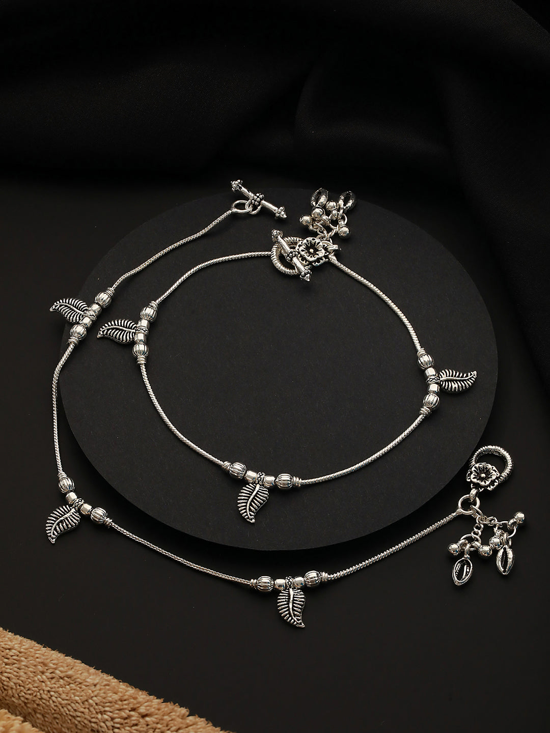 Set Of 2 Silver-Plated Stone-Studded & Leaf Shaped Ghungroo Anklets - Jazzandsizzle