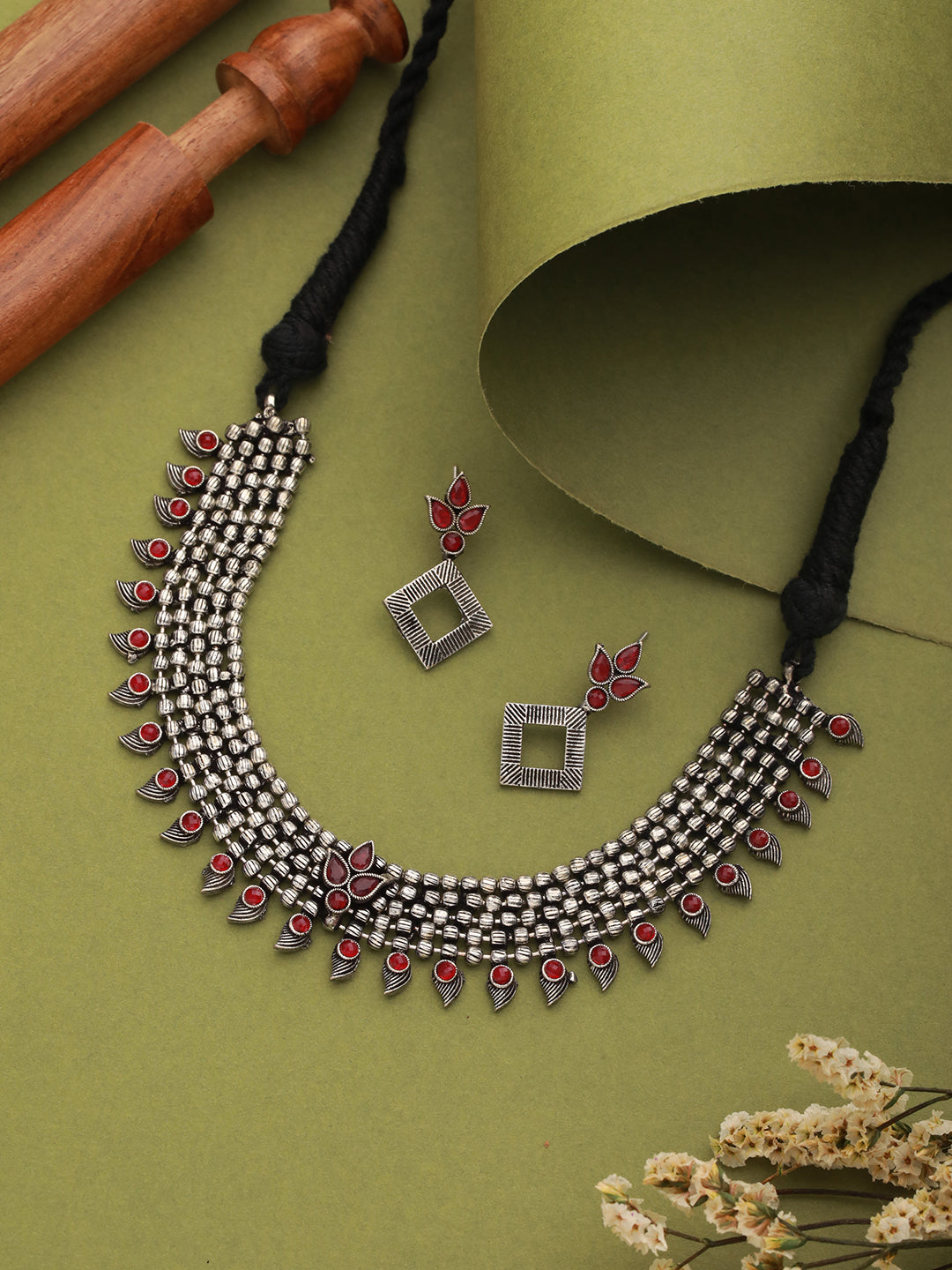 Red Silver-Plated Oxidised Stone-Studded Jewellery Set - Jazzandsizzle