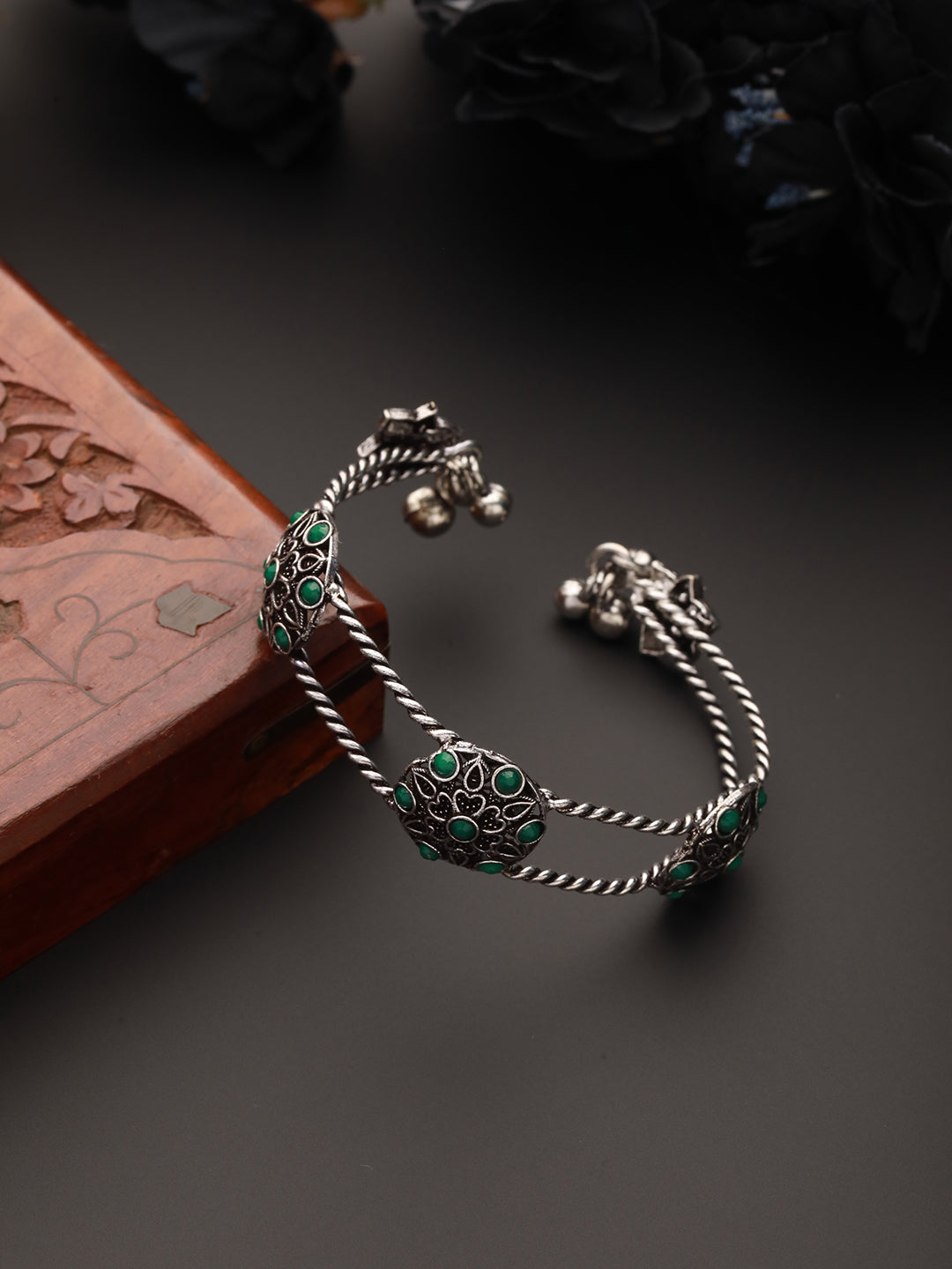 silver-plated-green-stone-studded-oxidised-handcrafted-cuff-style-bracelet