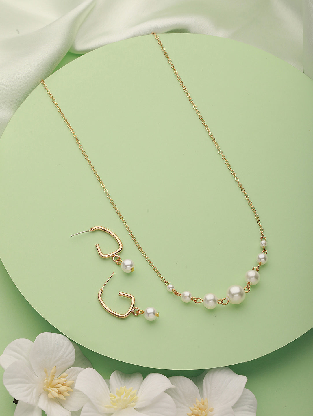 Gold-Plated Beaded Necklace With Earrings - Jazzandsizzle