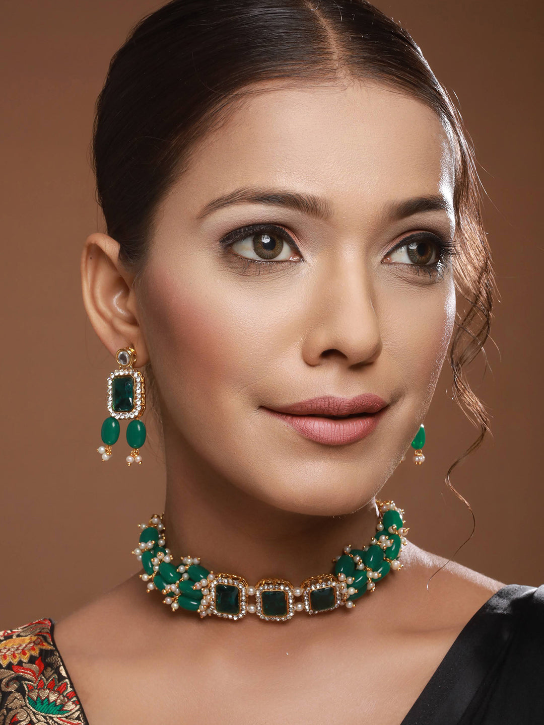 Gold-Plated Stone-Studded & Pearl Beaded Jewellery Set - Jazzandsizzle