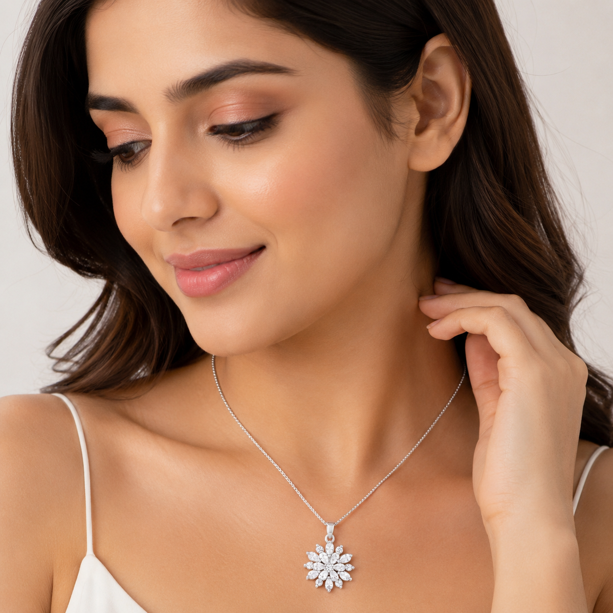 Jazz And Sizzle Rhodium Plated Heavenly Flower Pendant With Box Chain