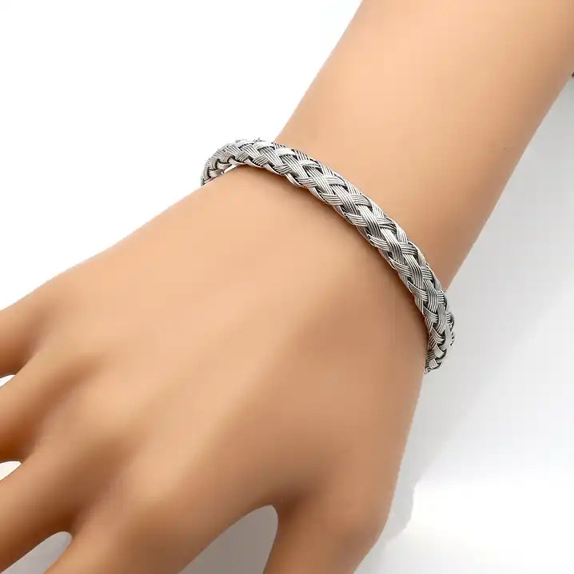 Jazz and Sizzle Men Silver Plated Textured Kada Bracelet