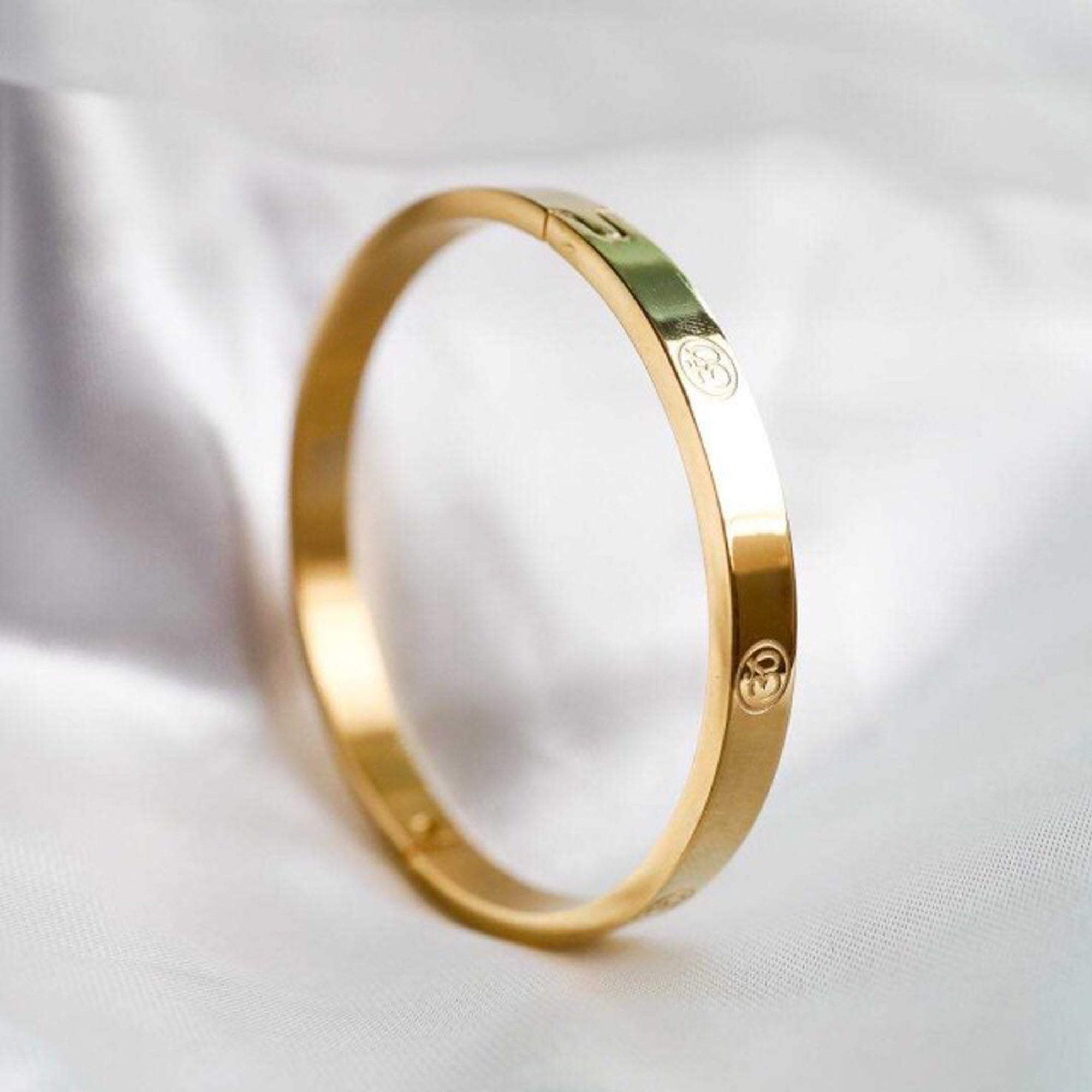 Jazz and Sizzle Men Temple Gold-Plated Kada Bracelet