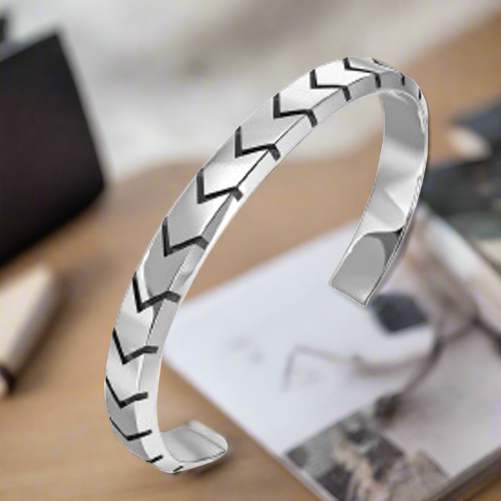 Jazz and Sizzle Men Silver-Plated Textured Cuff Bracelet