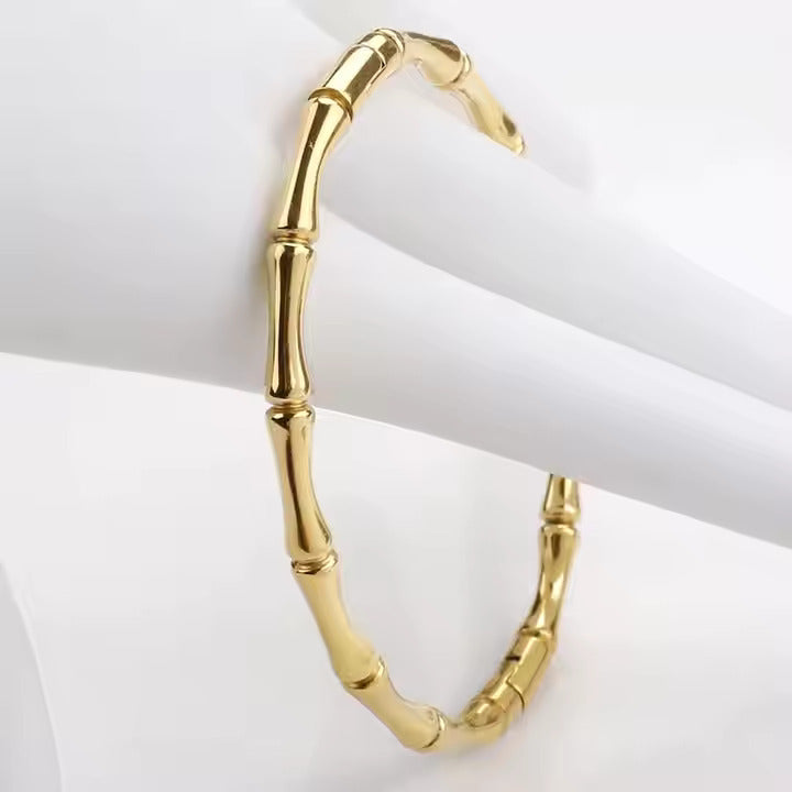 Jazz and Sizzle Unisex Gold-Plated Bangle Style Bracelet