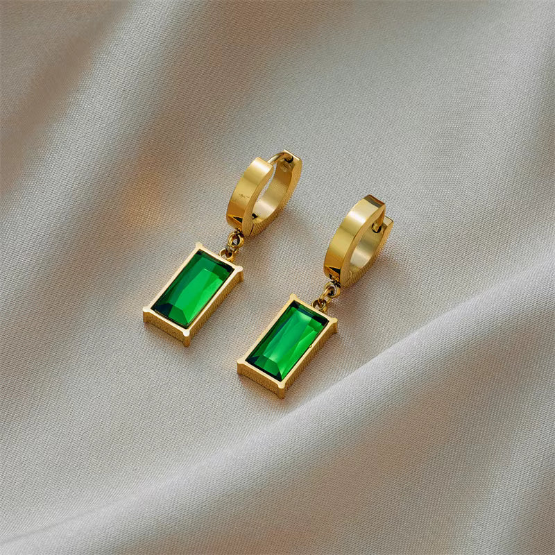 Fashion Jewelry Waterproof Minimalist Green Zirconia Pendant Snake Chain Necklace and Earrings
