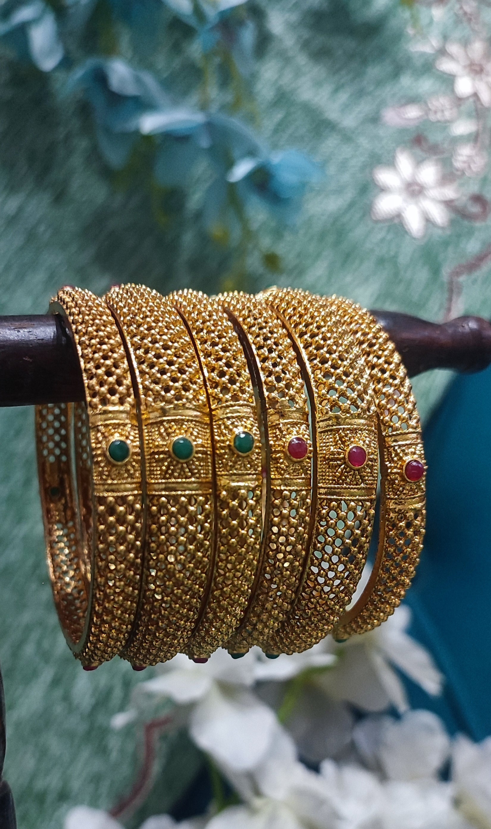 Jazz And Sizzle Set Of 4 Gold Plated Artificial Stone Studded Bangles