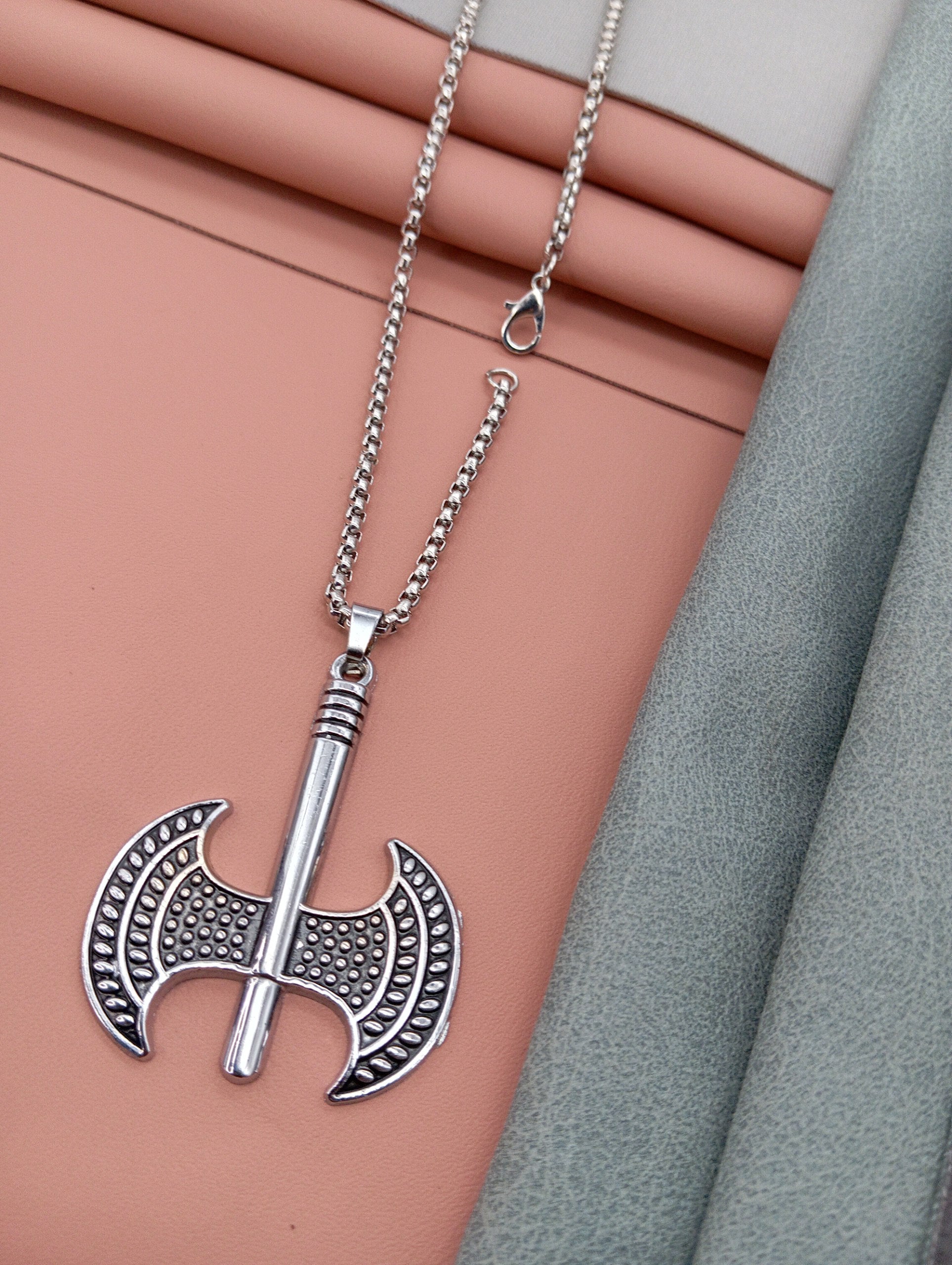 Men’s Double Axe Pendant Chain Necklace