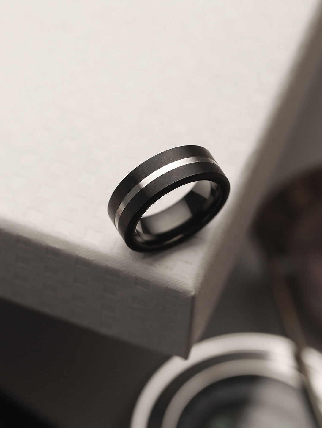 Jazz And Sizzle Men Black Classic Grooved Centre Band Ring - Jazzandsizzle