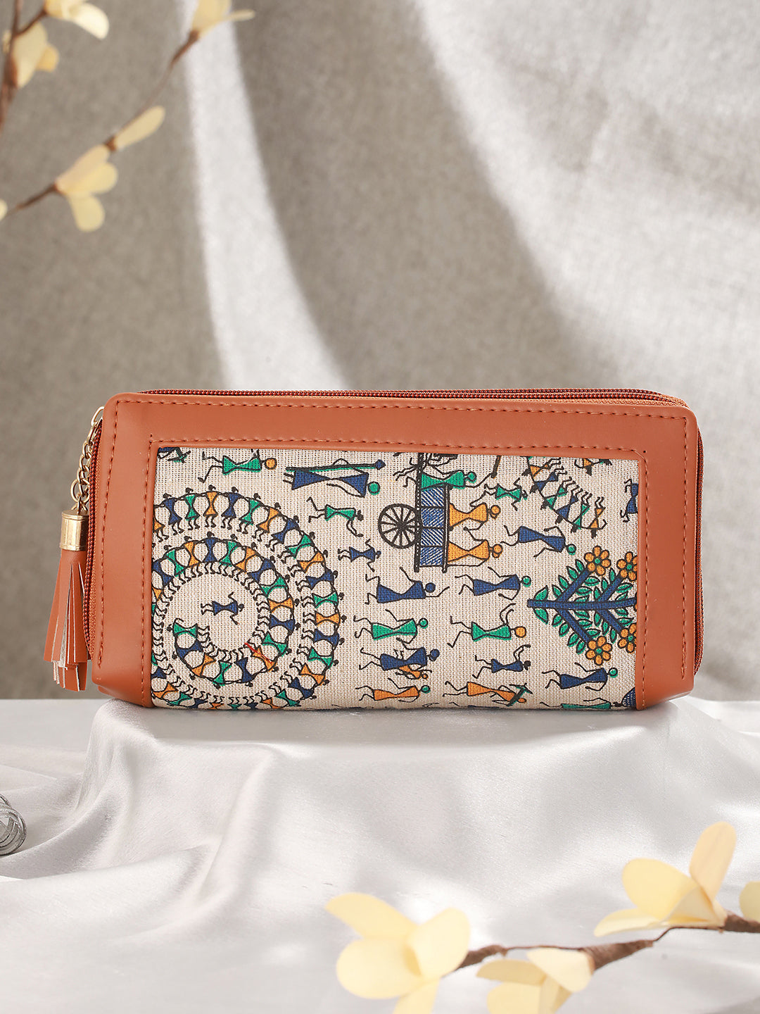 Women White & Blue Printed PU Zip Around Wallet - Jazzandsizzle