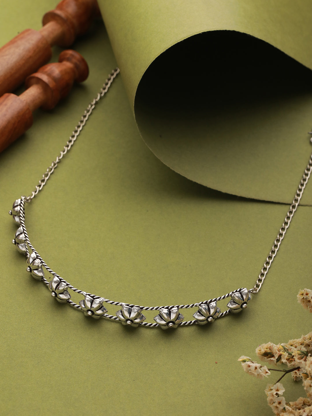 Jazz And Sizzle Women Silver-Toned Silver Plated Choker Necklace - Jazzandsizzle