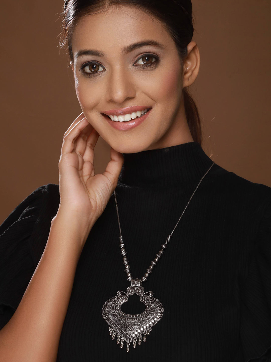 Silver-Plated Alloy Oxidised Textured Necklace - Jazzandsizzle