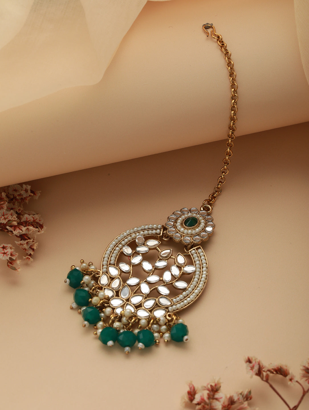 Gold-Plated & Kundan-Studded Green Maangtikka - Jazzandsizzle