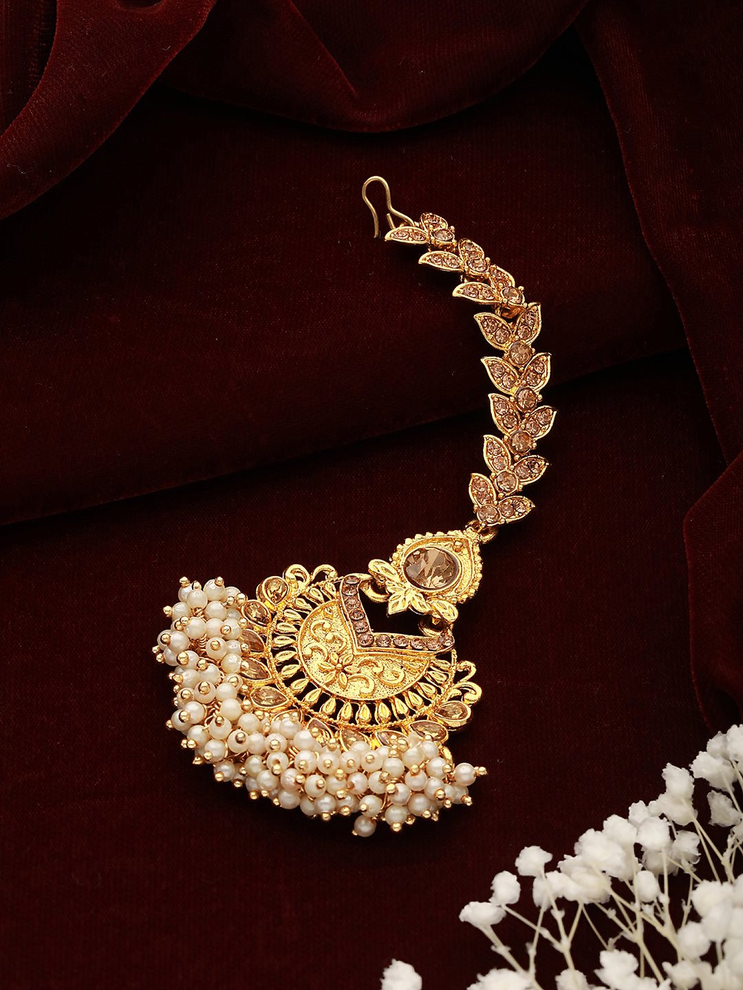 Gold-Plated White Kundan Studded & Pearl Beaded Maang Tikka - Jazzandsizzle