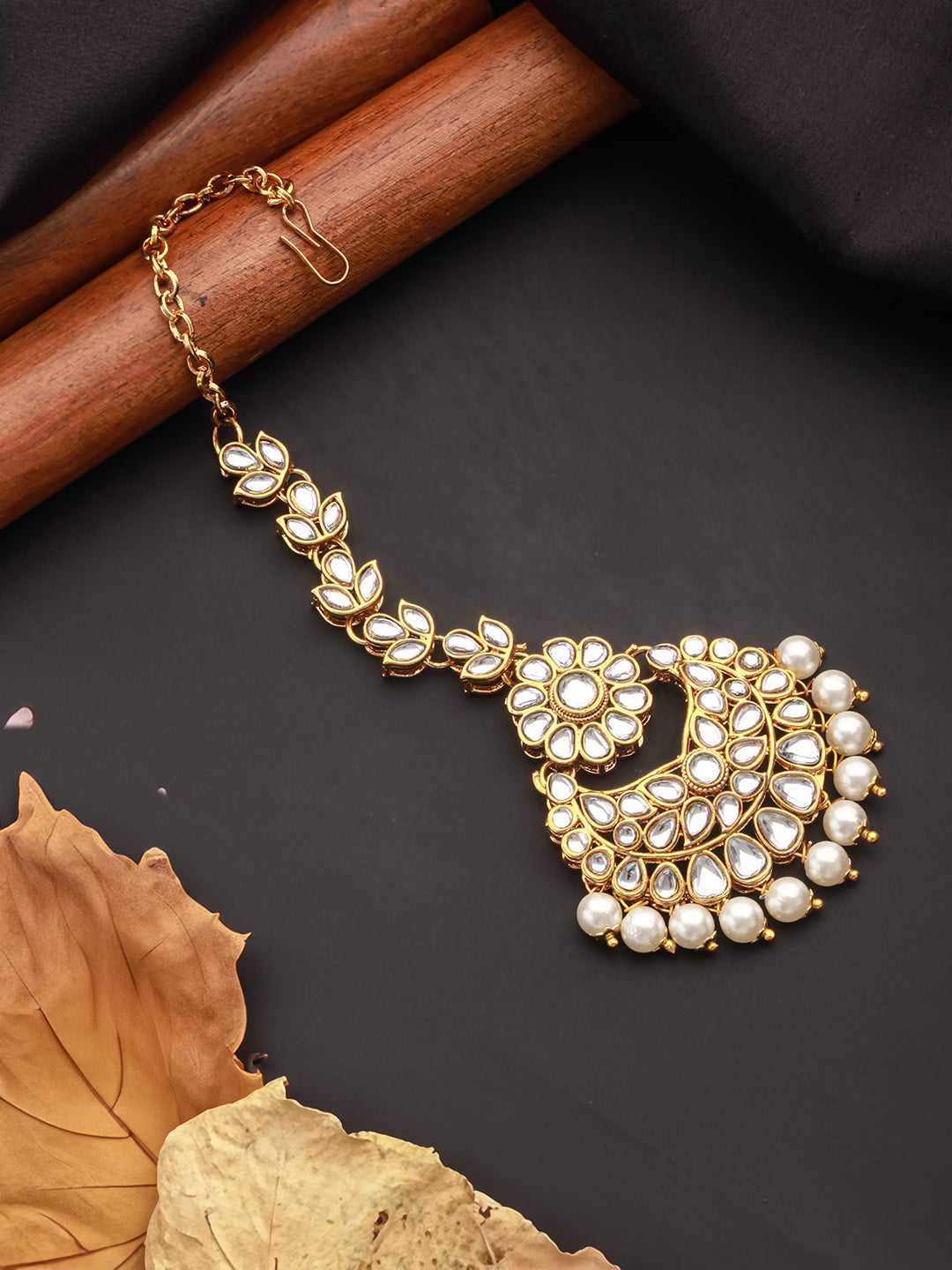 Jazz And Sizzle Gold-Plated White Kundan-Studded & Pearl Beaded Handcrafted Maang Tikka - Jazzandsizzle