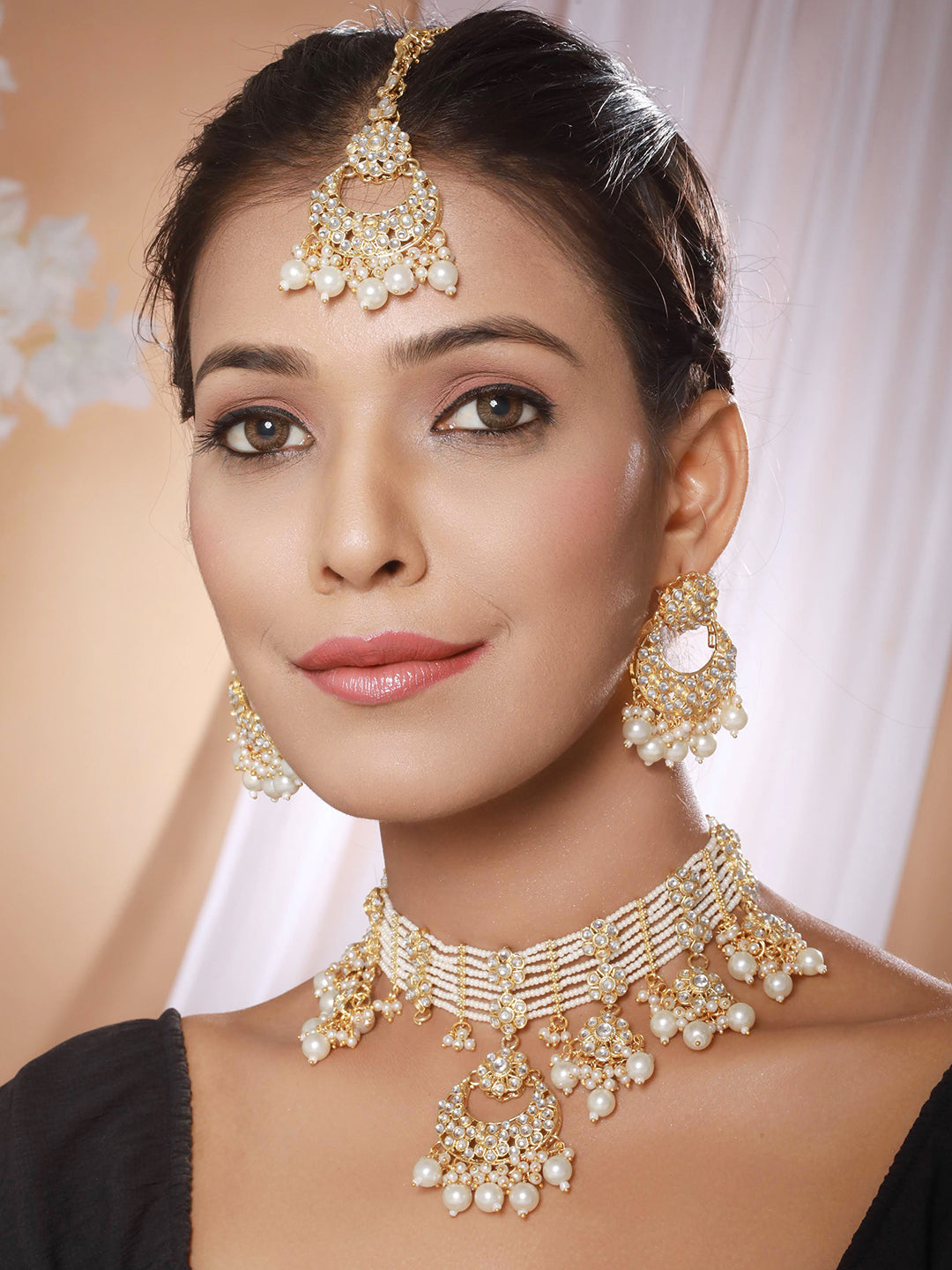 Gold-Plated Kundan-Studded & Pearl Beaded Handcrafted Jewellery Set With Maangtikka - Jazzandsizzle