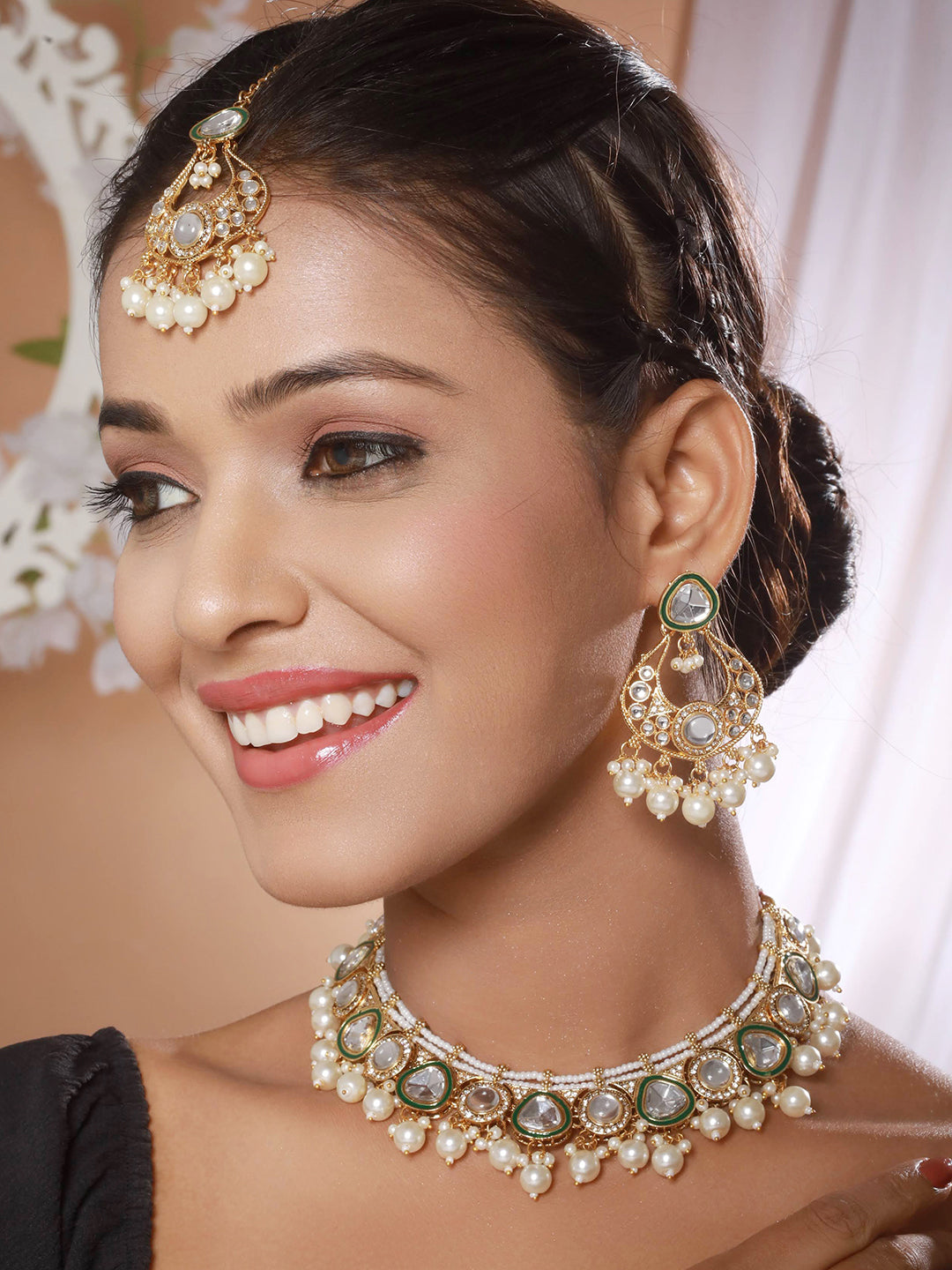 Gold-Plated White Kundan-Studded & Pearl Beaded Choker Jewellery Set - Jazzandsizzle