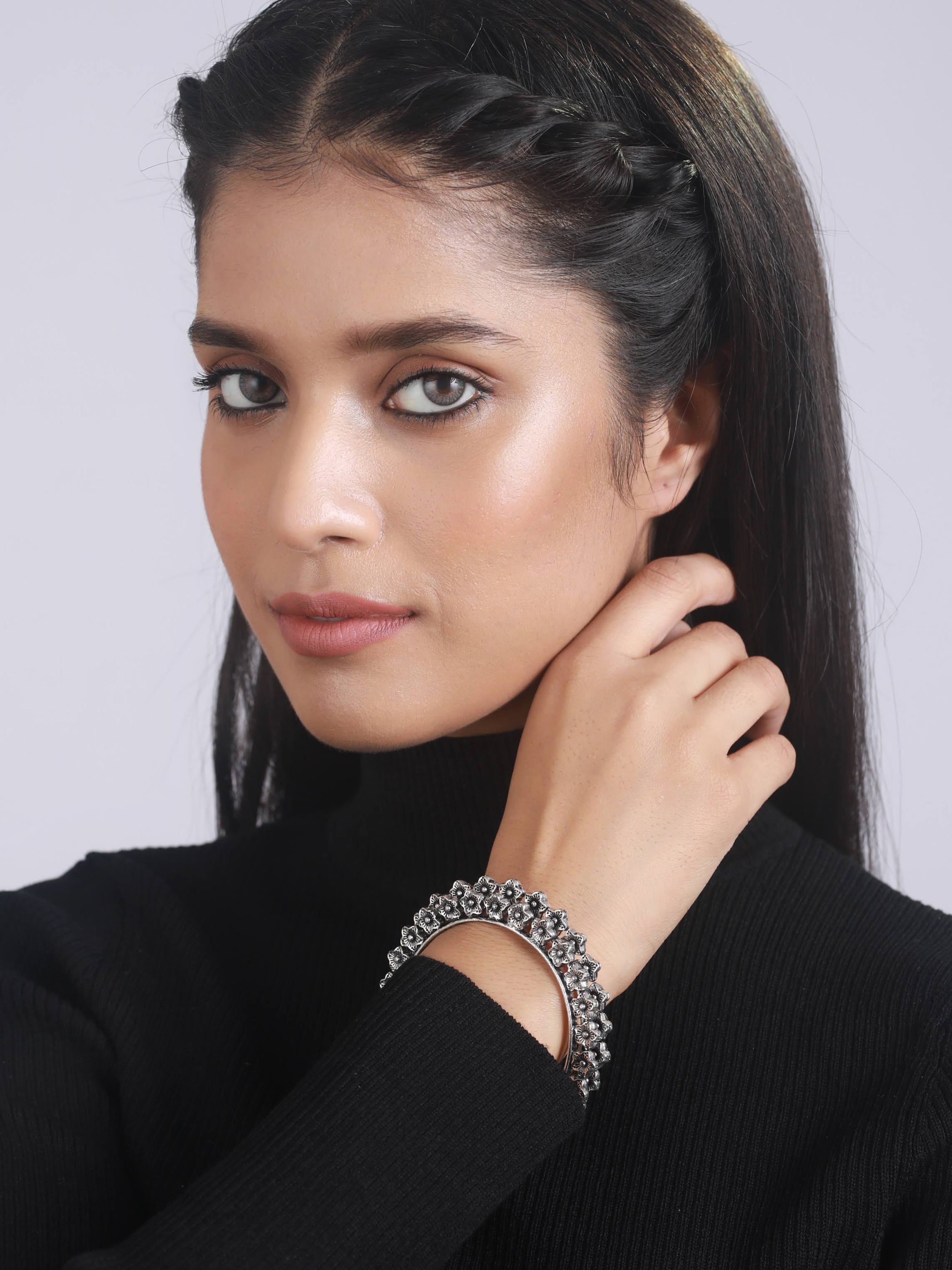 Set of 2 Silver Toned & Silver Plated Handcrafted Oxidised Bangles - Jazzandsizzle