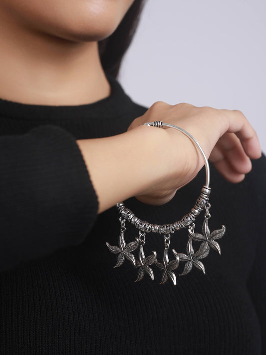 Women Oxidised Silver-Toned & Oxidised Tribal Brass Star Charm Bracelet - Jazzandsizzle