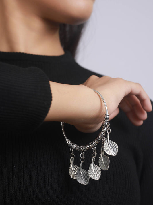 Women Oxidised Silver-Toned & Oxidised Tribal Brass Leaf Charm Bracelet - Jazzandsizzle