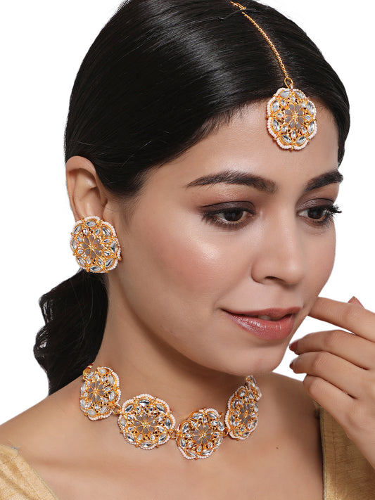 Gold-Plated Kundan Choker Necklace Earring & Maangtika Set - Jazzandsizzle