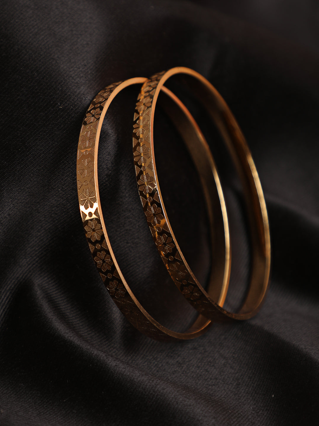 Gold Plated Gold leaf design Set of 2 Bangle Set - Jazzandsizzle