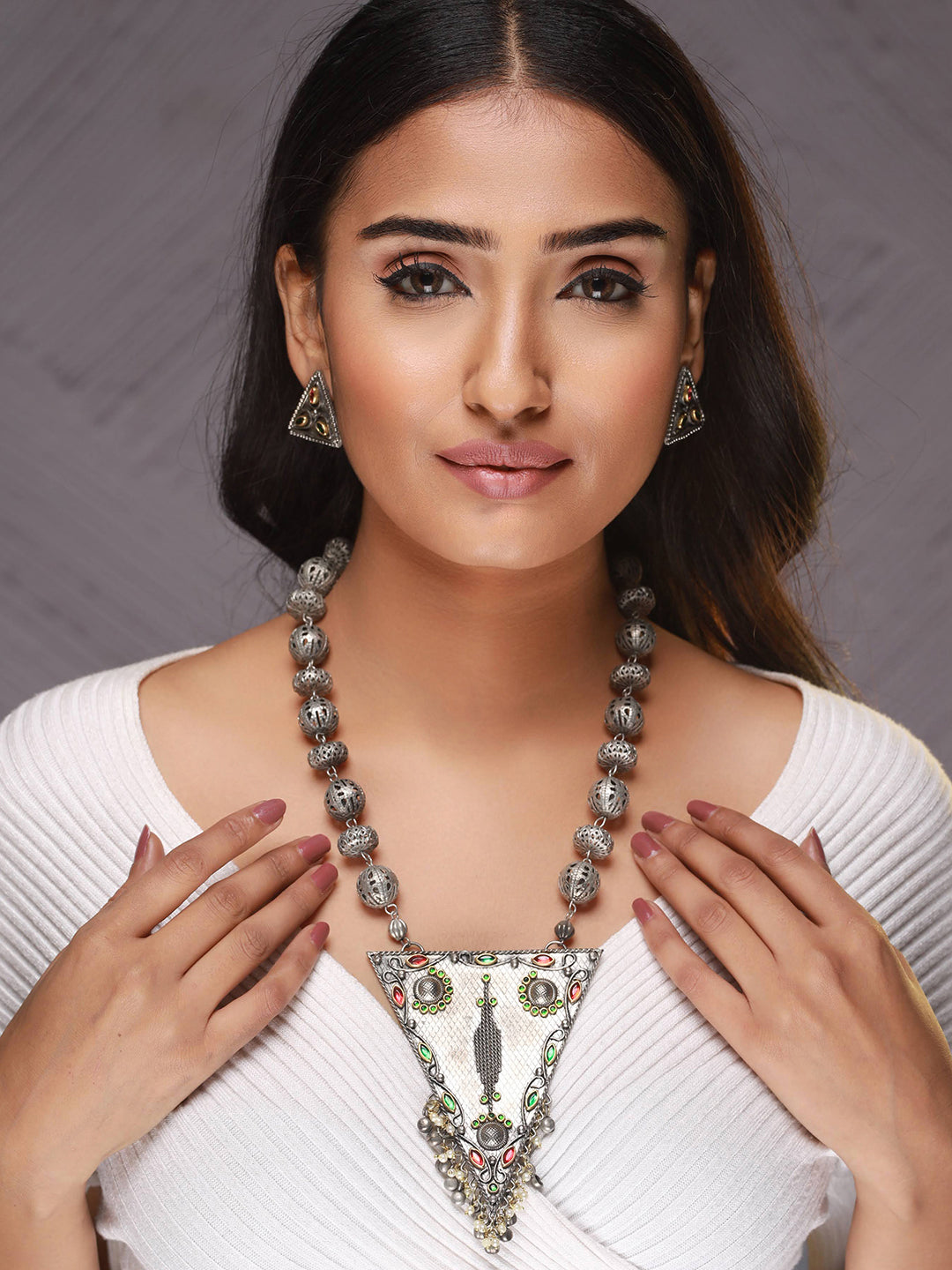 Oxidised Silver-Plated & Kundan Studded & Ghungroo Beads Handcrafted Jewellery Set - Jazzandsizzle