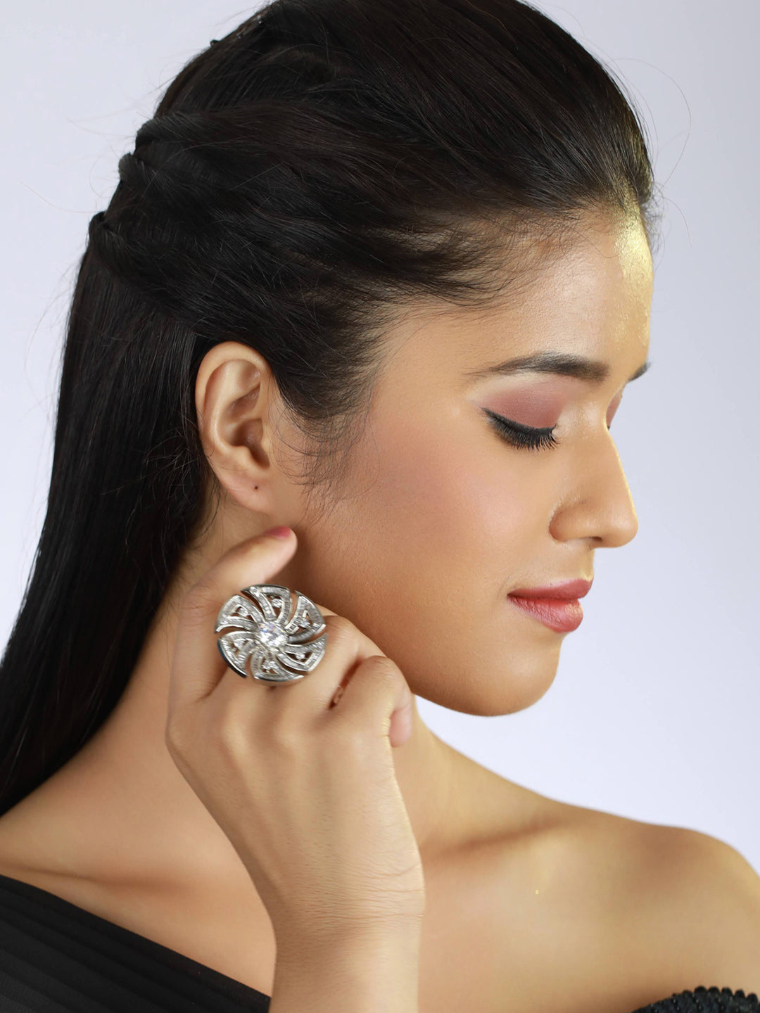 White Rhodium-Plated AD Studded Floral Adjustable Finger Ring - Jazzandsizzle