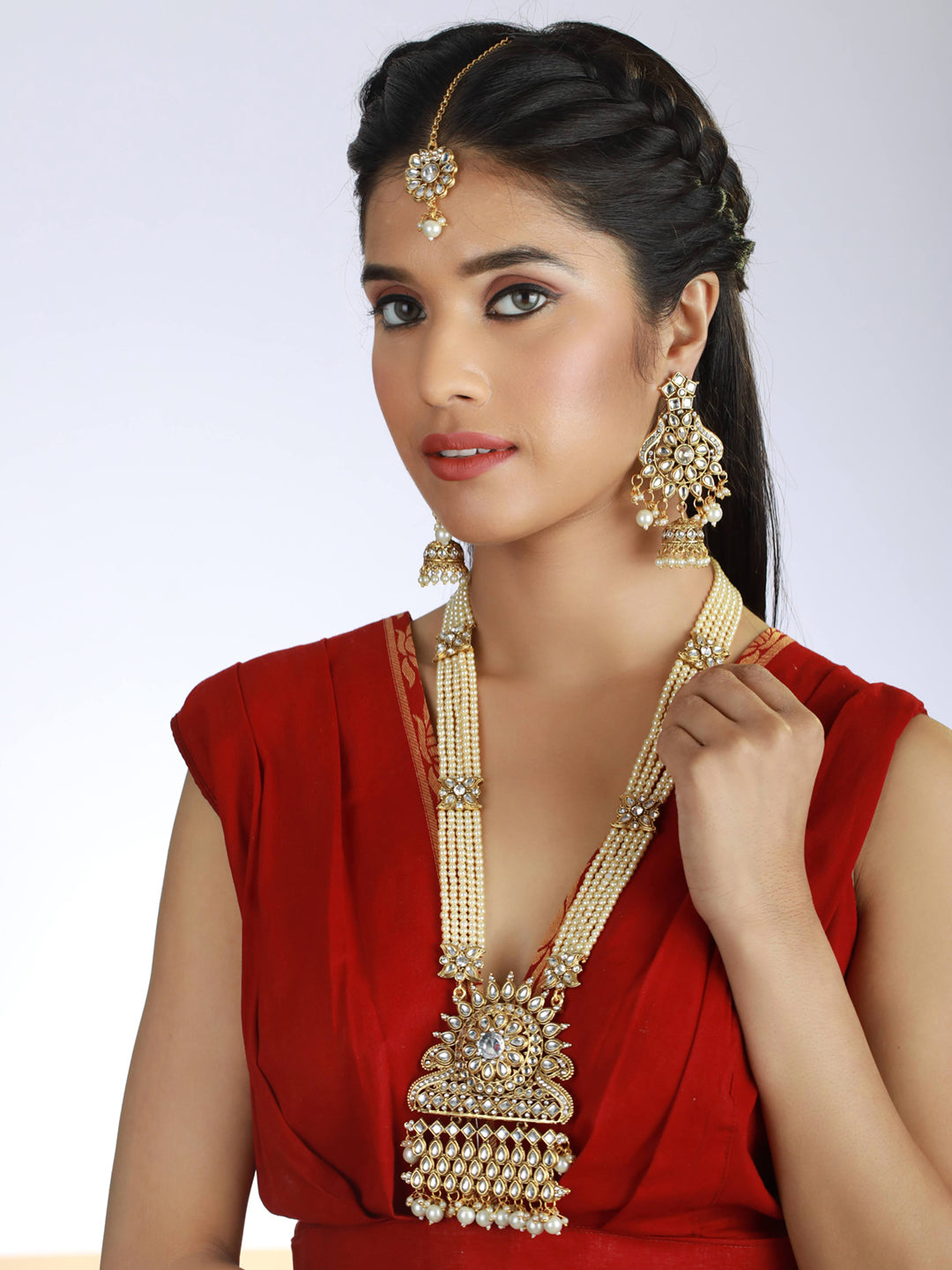 White Coloured Gold-Plated Kundan-Studded & Beaded Handcrafted Jewellery Set - Jazzandsizzle