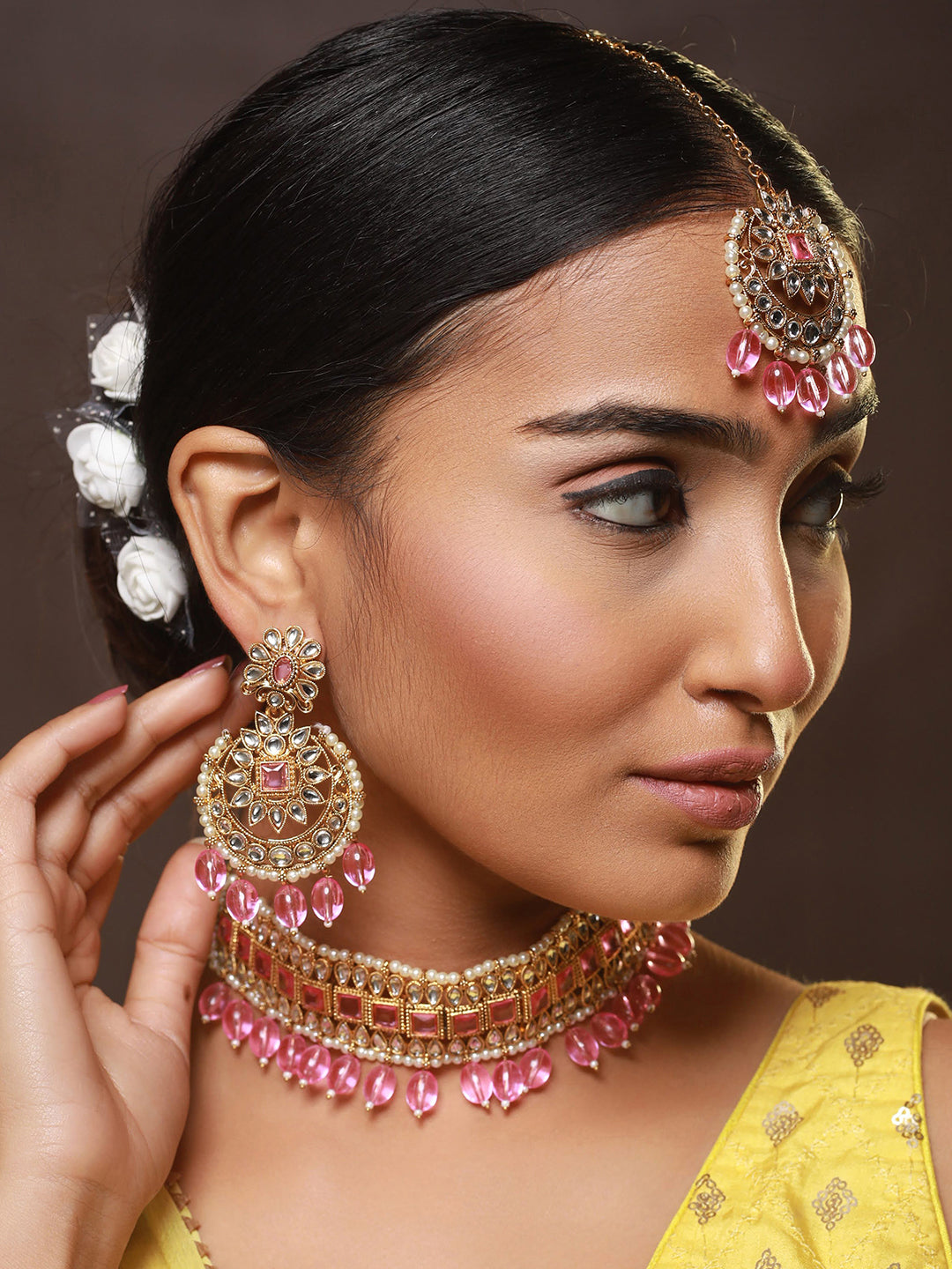 Gold-Plated Pink & White Kundan Studded & Pearl Beaded Choker Jewellery Set with Maangtikka - Jazzandsizzle