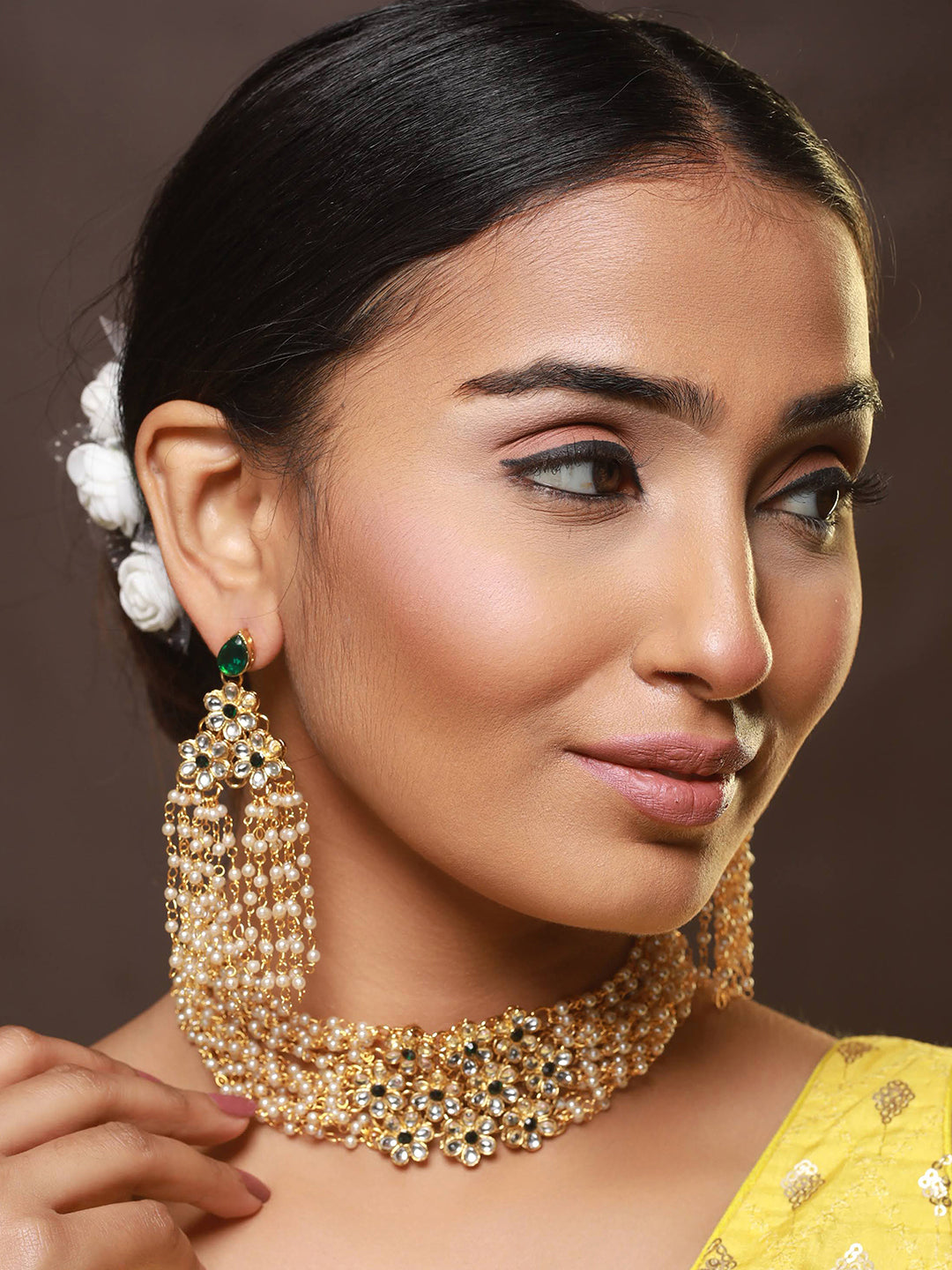 Gold-Plated Green Kundan Studded & Pearl Beaded Multilayered Choker Jewellery Set - Jazzandsizzle